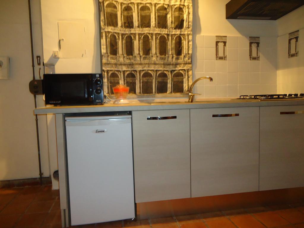 Campo De Fiori Apartment Рим Номер фото